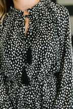 La Robe Pécan in Black